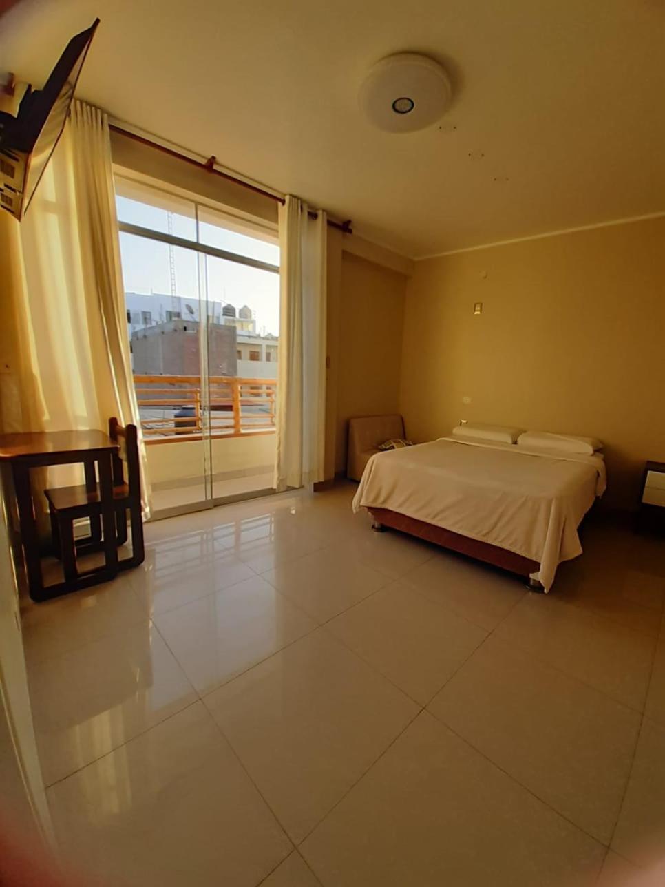 פאראקאס Hostel Willys House מראה חיצוני תמונה